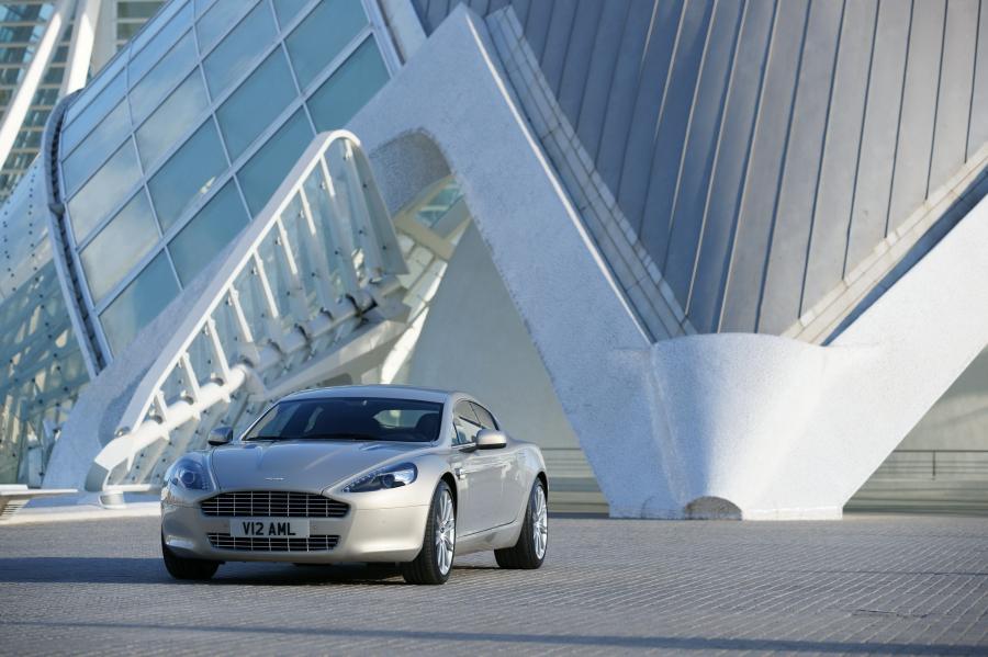  Aston Martin Rapide 2010 года  (фото 28 из 190)